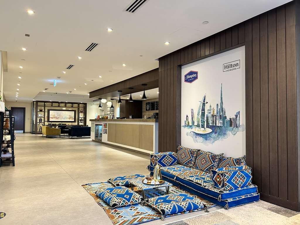 Hampton By Hilton Dubai Al Barsha Hotel Interior photo